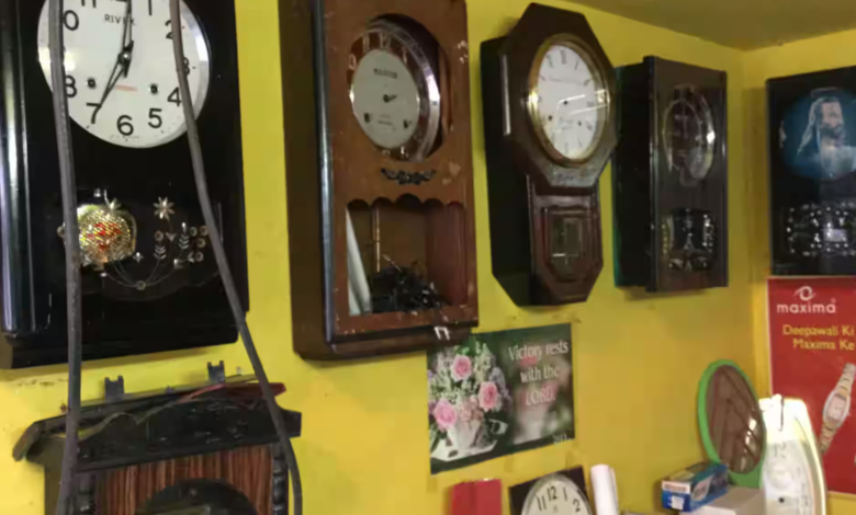 clock repair near me